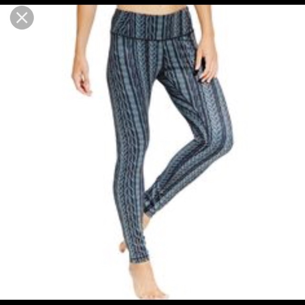 Calia by Carrie Underwood Leggings
